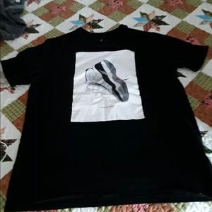 Men’s Jordan shirt size large